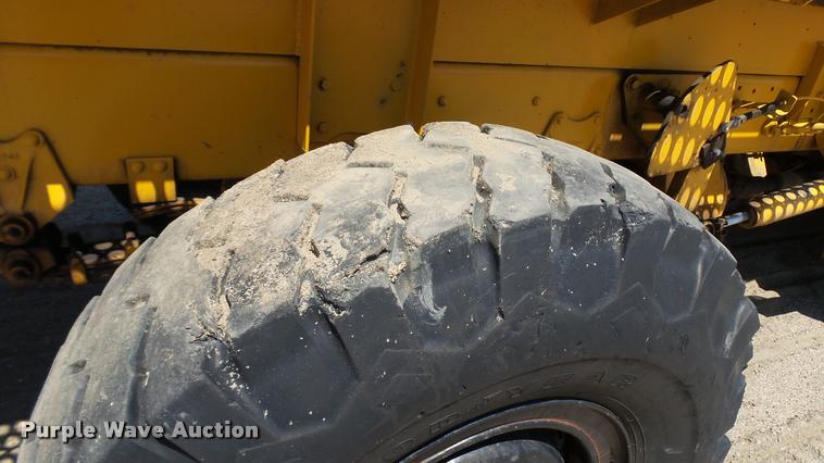 image for item DB9328 1988 Oshkosh W700-15-R snow blower truck