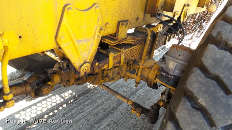 image for item DB9328 1988 Oshkosh W700-15-R snow blower truck