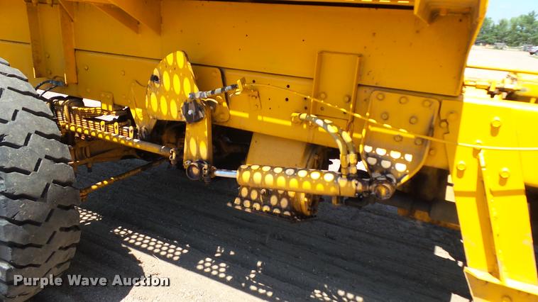 image for item DB9328 1988 Oshkosh W700-15-R snow blower truck