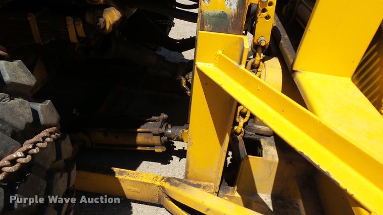 image for item DB9328 1988 Oshkosh W700-15-R snow blower truck