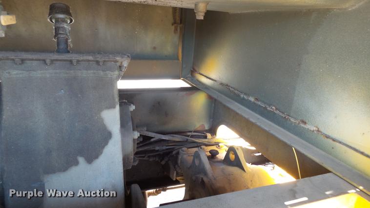 image for item DB9328 1988 Oshkosh W700-15-R snow blower truck