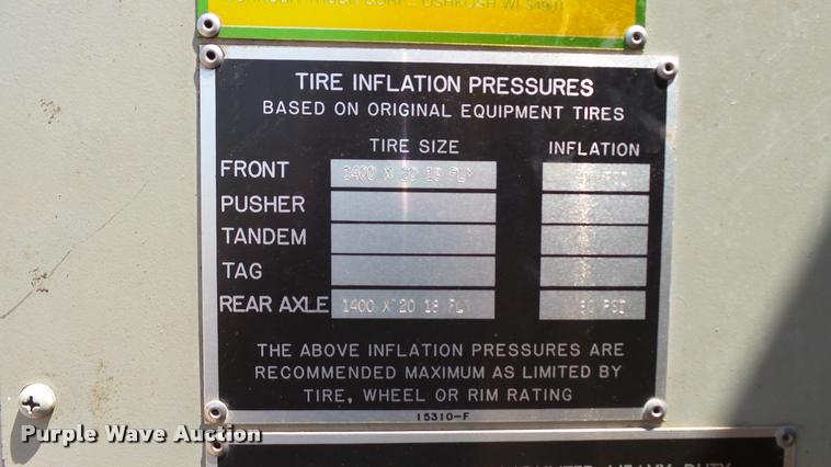 image for item DB9328 1988 Oshkosh W700-15-R snow blower truck