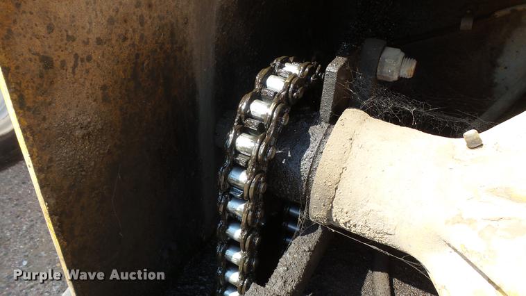 image for item DB9330 1982 Ferguson SP912 pneumatic roller