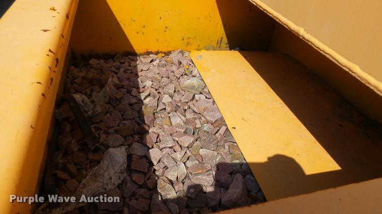 image for item DB9330 1982 Ferguson SP912 pneumatic roller