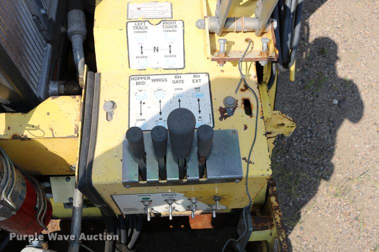 image for item DB9332 2006 Bomag paver