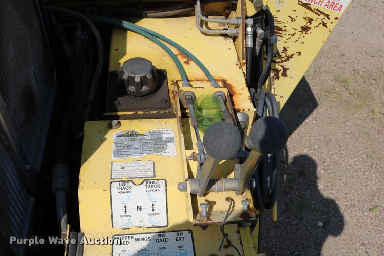 image for item DB9332 2006 Bomag paver