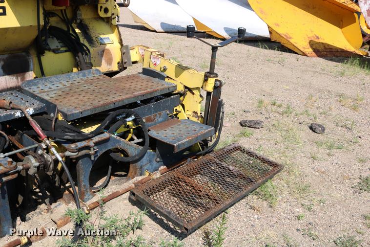 image for item DB9332 2006 Bomag paver