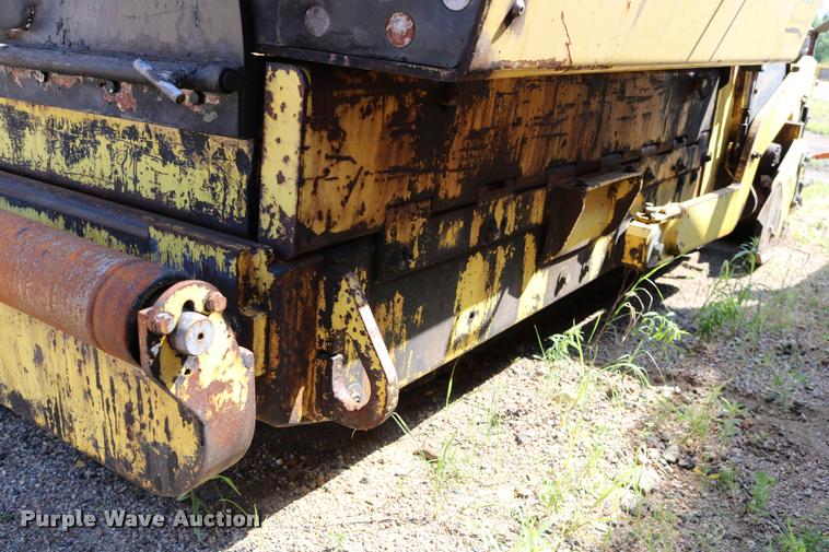 image for item DB9332 2006 Bomag paver