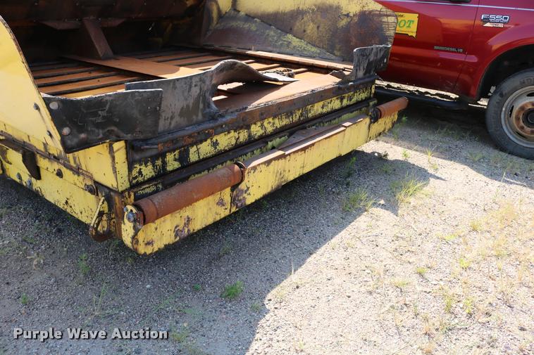 image for item DB9332 2006 Bomag paver