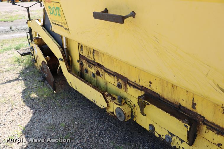 image for item DB9332 2006 Bomag paver