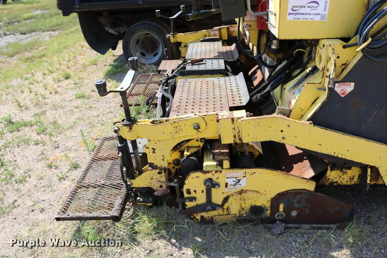 image for item DB9332 2006 Bomag paver