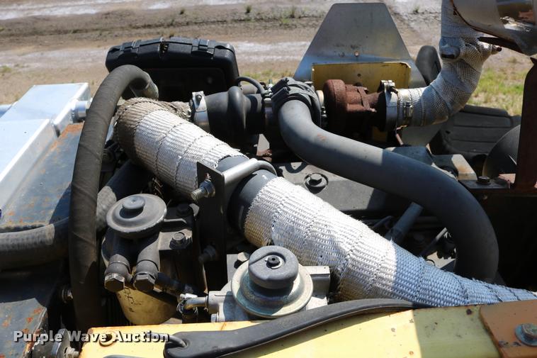 image for item DB9332 2006 Bomag paver