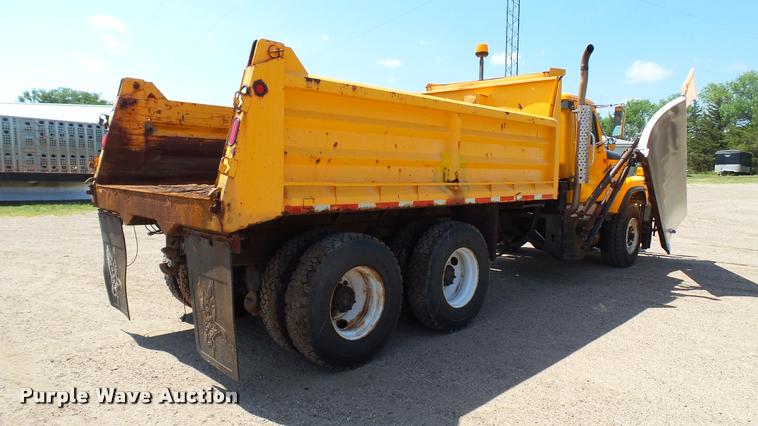 image for item DB9341 1998 International 2554 dump truck