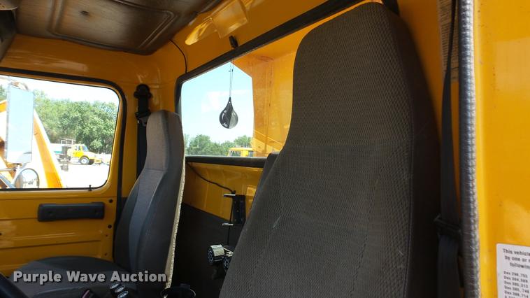image for item DB9341 1998 International 2554 dump truck
