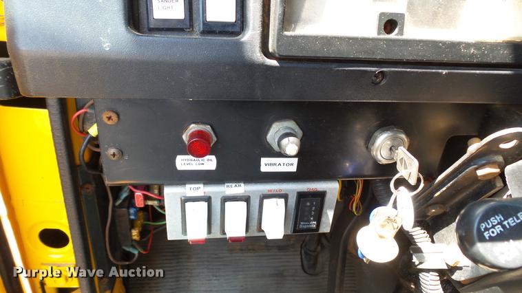 image for item DB9341 1998 International 2554 dump truck