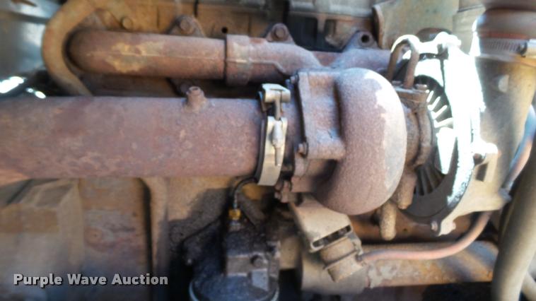 image for item DB9341 1998 International 2554 dump truck