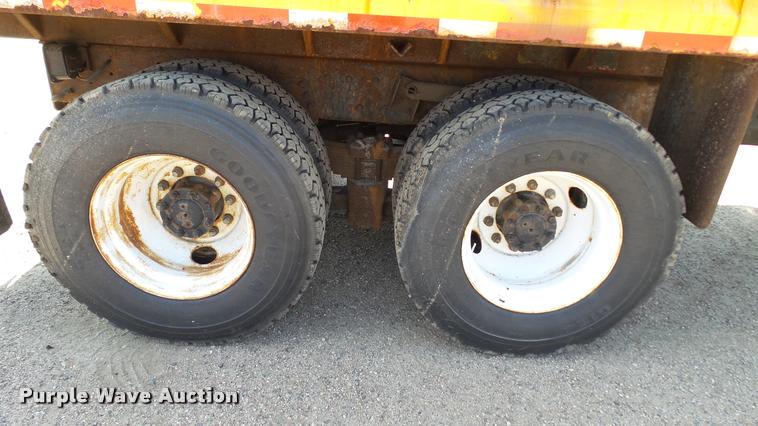 image for item DB9341 1998 International 2554 dump truck