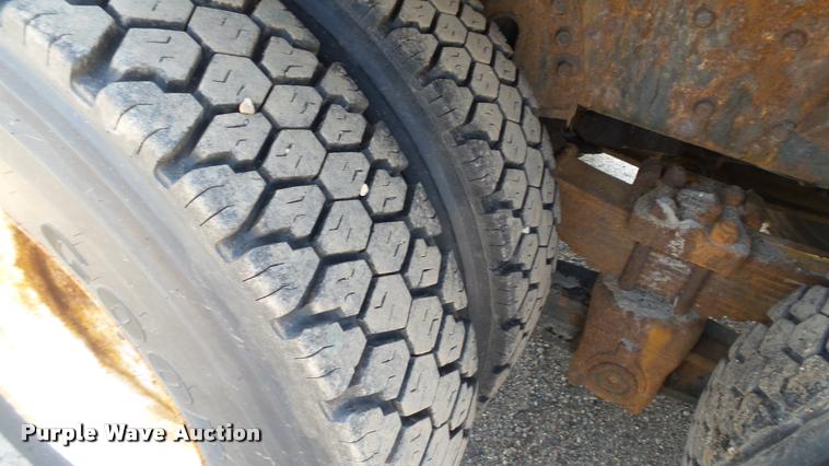 image for item DB9341 1998 International 2554 dump truck