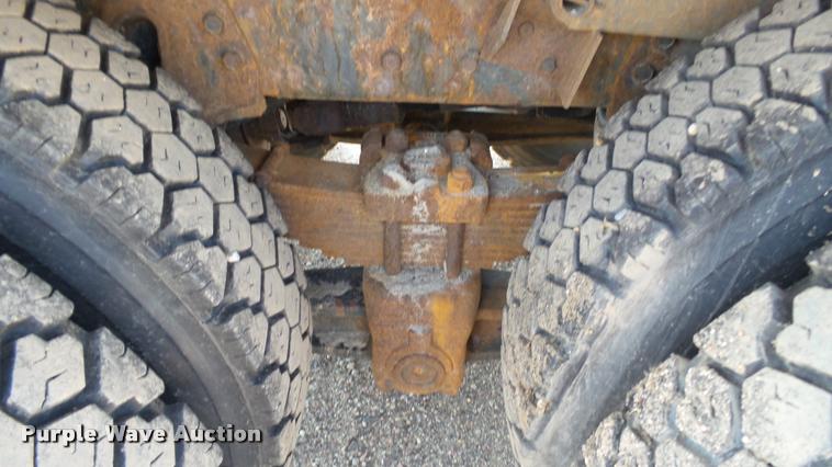 image for item DB9341 1998 International 2554 dump truck