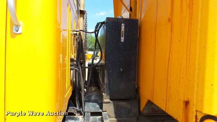 image for item DB9341 1998 International 2554 dump truck