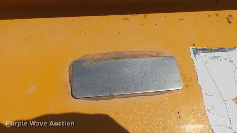 image for item DB9341 1998 International 2554 dump truck