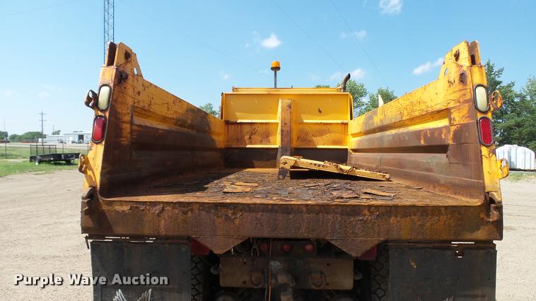 image for item DB9341 1998 International 2554 dump truck