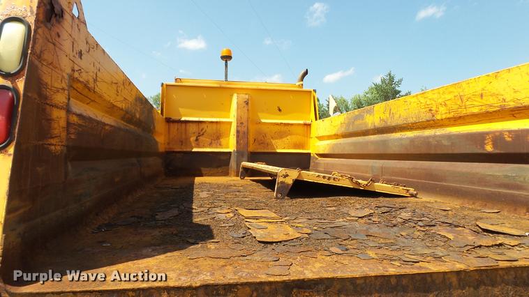 image for item DB9341 1998 International 2554 dump truck