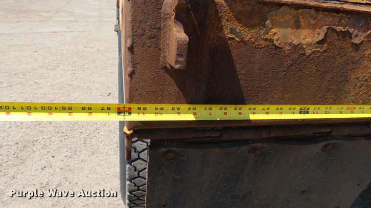 image for item DB9341 1998 International 2554 dump truck