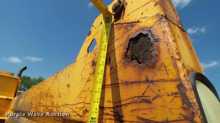 image for item DB9341 1998 International 2554 dump truck