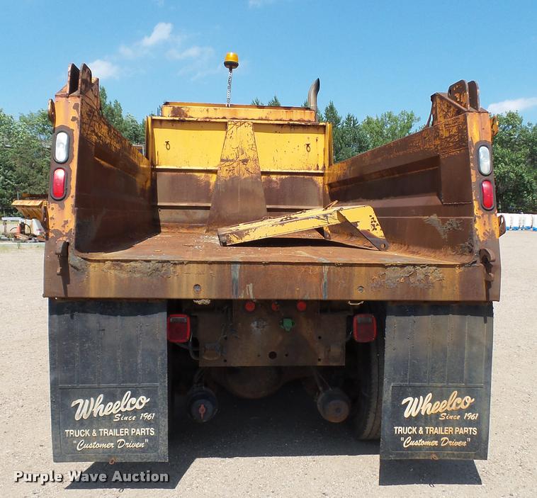image for item DB9343 2001 International F2554 dump truck