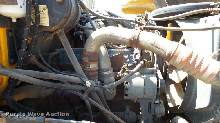 image for item DB9343 2001 International F2554 dump truck