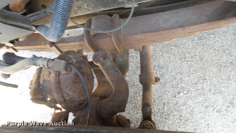 image for item DB9343 2001 International F2554 dump truck