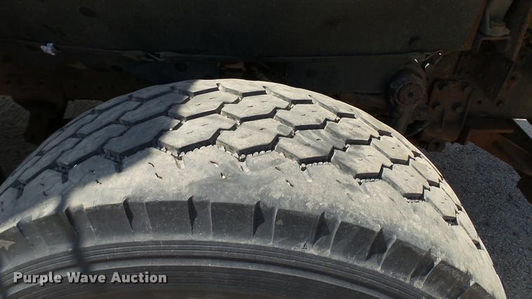 image for item DB9343 2001 International F2554 dump truck