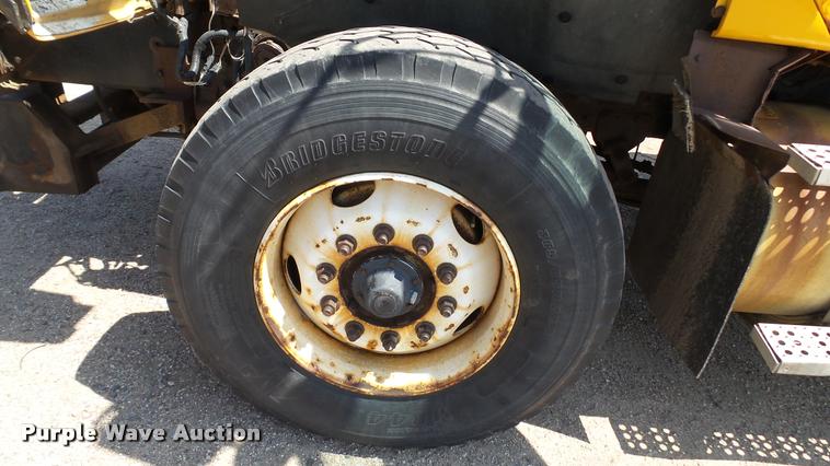 image for item DB9343 2001 International F2554 dump truck