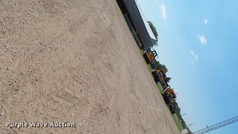 image for item DB9343 2001 International F2554 dump truck