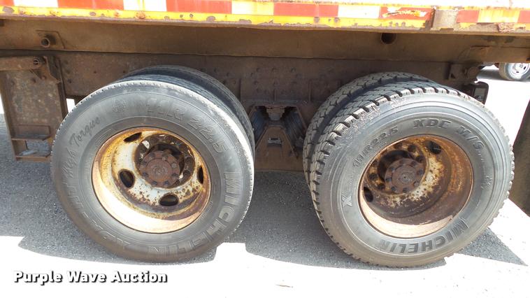 image for item DB9343 2001 International F2554 dump truck