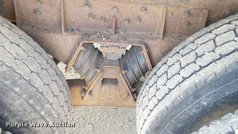 image for item DB9343 2001 International F2554 dump truck