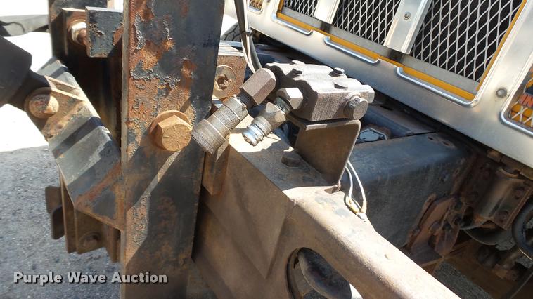 image for item DB9343 2001 International F2554 dump truck