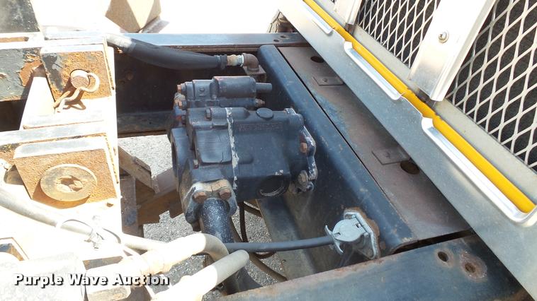 image for item DB9343 2001 International F2554 dump truck