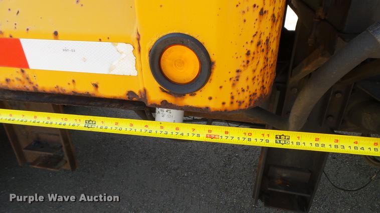 image for item DB9343 2001 International F2554 dump truck