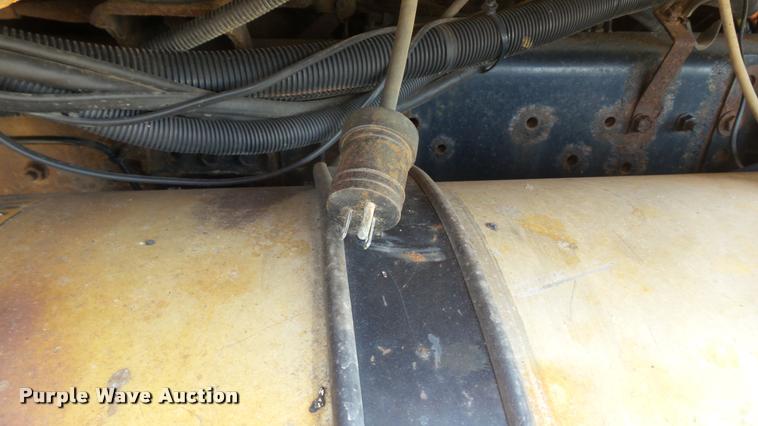 image for item DB9343 2001 International F2554 dump truck