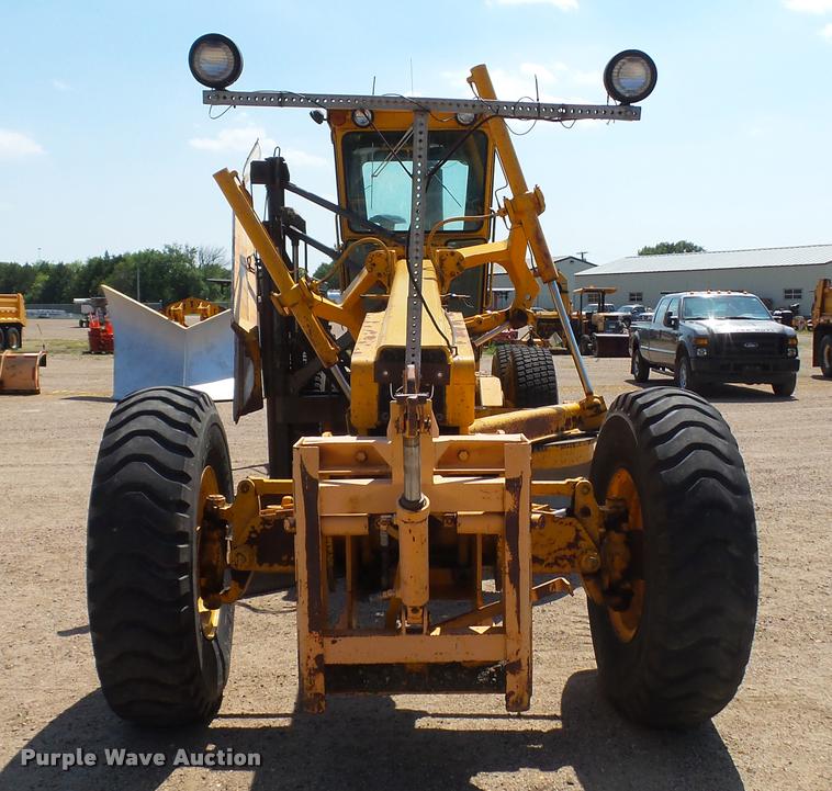 image for item DB9346 1984 John Deere 770A motor grader