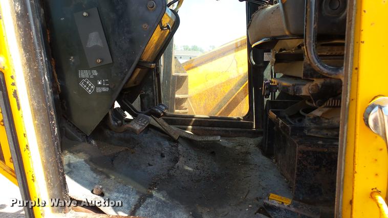 image for item DB9346 1984 John Deere 770A motor grader