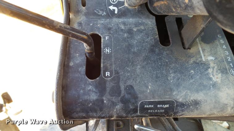 image for item DB9346 1984 John Deere 770A motor grader