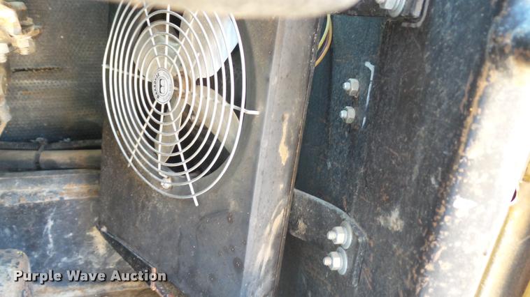 image for item DB9346 1984 John Deere 770A motor grader