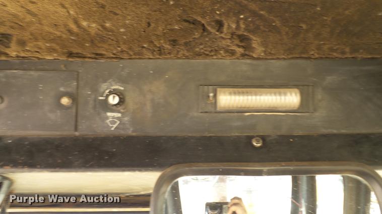 image for item DB9346 1984 John Deere 770A motor grader