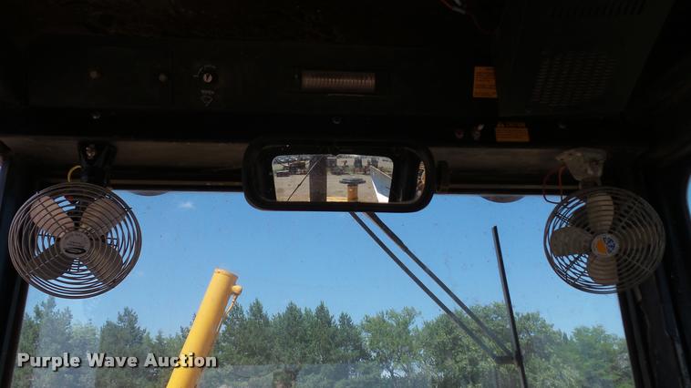 image for item DB9346 1984 John Deere 770A motor grader