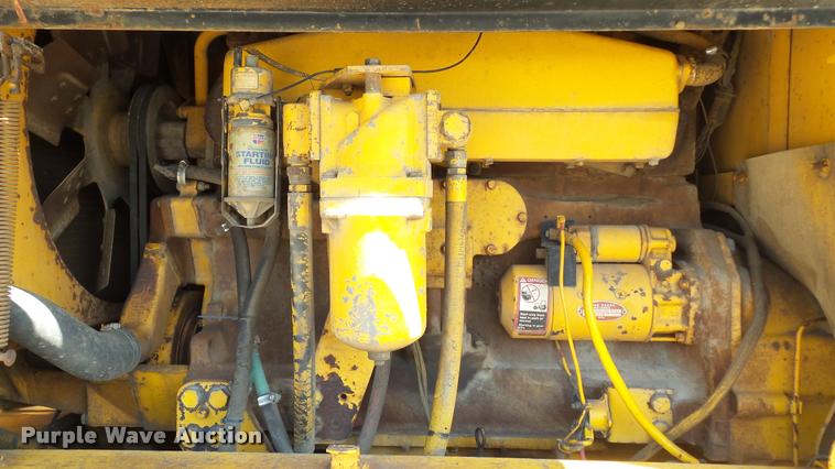 image for item DB9346 1984 John Deere 770A motor grader