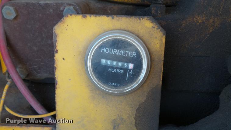 image for item DB9346 1984 John Deere 770A motor grader