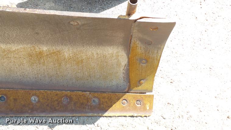 image for item DB9346 1984 John Deere 770A motor grader